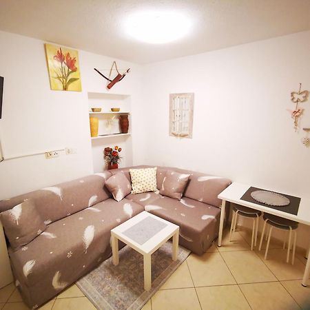Apartmani Rudelj Makarska Ngoại thất bức ảnh